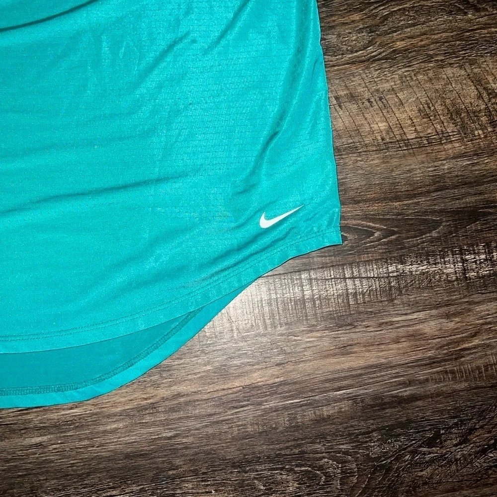 Nike Women's Vibrant Teal Tank Top